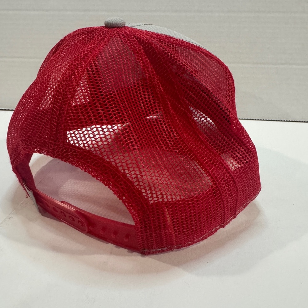 North High Brewery pre-owned SnapBack trucker style hat. - Picture 3 of 4